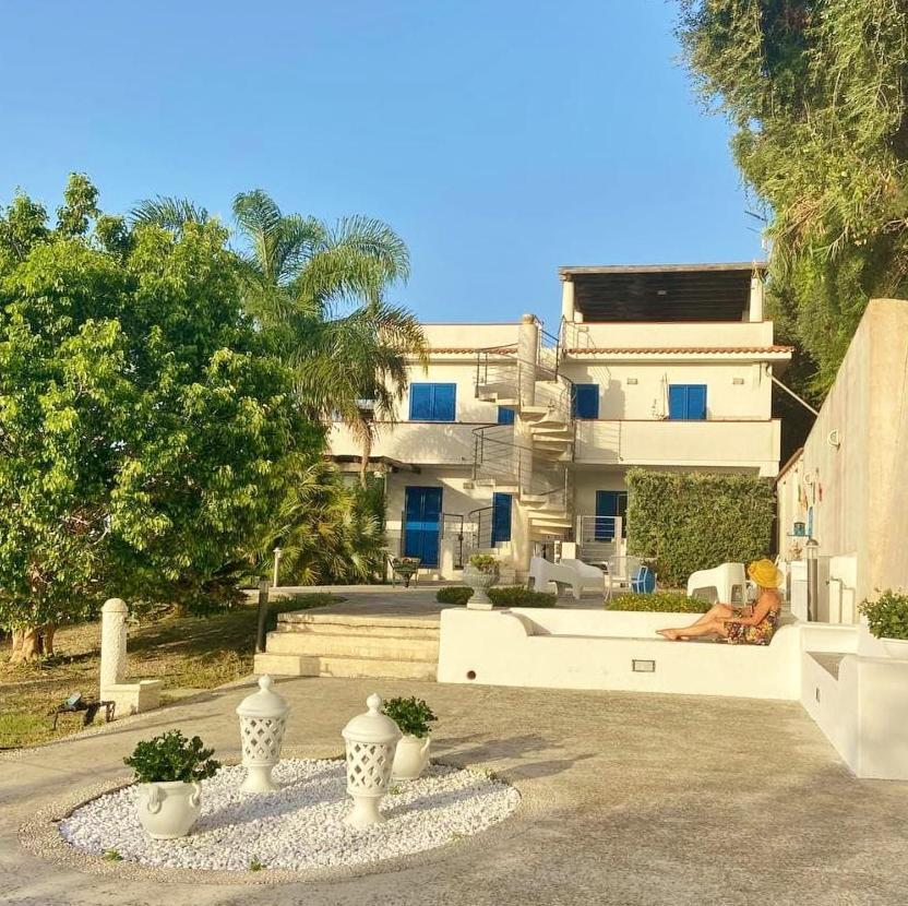 Magico Appartamenti Scafa - Marina Capo D'Orlando Ngoại thất bức ảnh